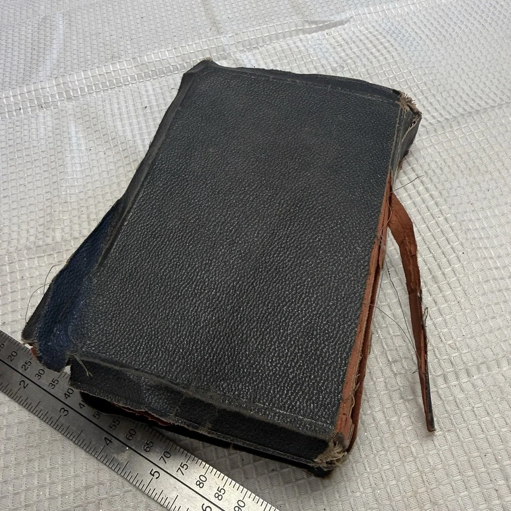 N/A 1904 holy